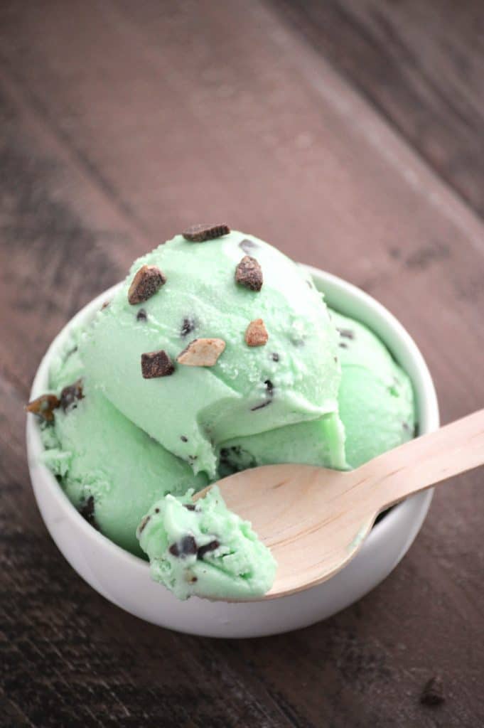 Andes Mint Chip Ice Cream from What The Fork Food Blog | @WhatTheForkBlog | whattheforkfoodblog.com