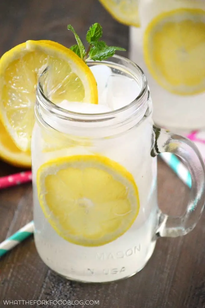 Easy Homemade Lemonade from What The Fork Food Blog | @whattheforkblog | whattheforkfoodblog.com