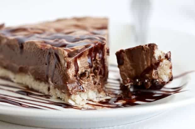Creamy Chocolate Coconut Pie +45 Paleo Desserts on What The Fork Food Blog