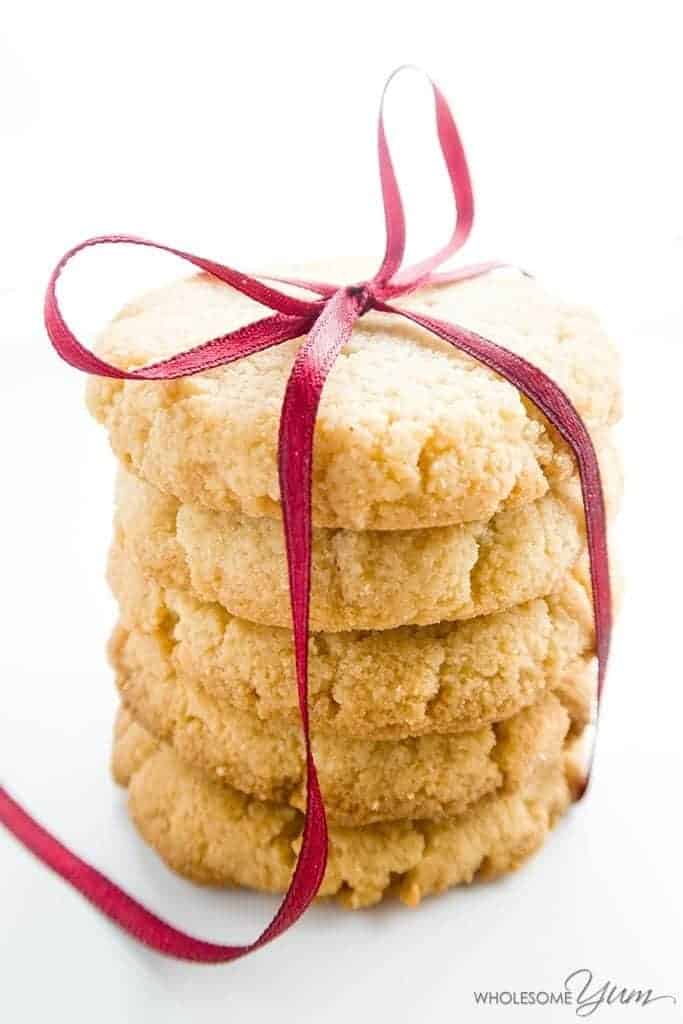 Gluten Free Shortbread Cookies (4-ingredients) plus a complete list of gluten free Christmas cookies for all your holiday baking. | @whattheforkblog | whattheforkfoodblog.com
