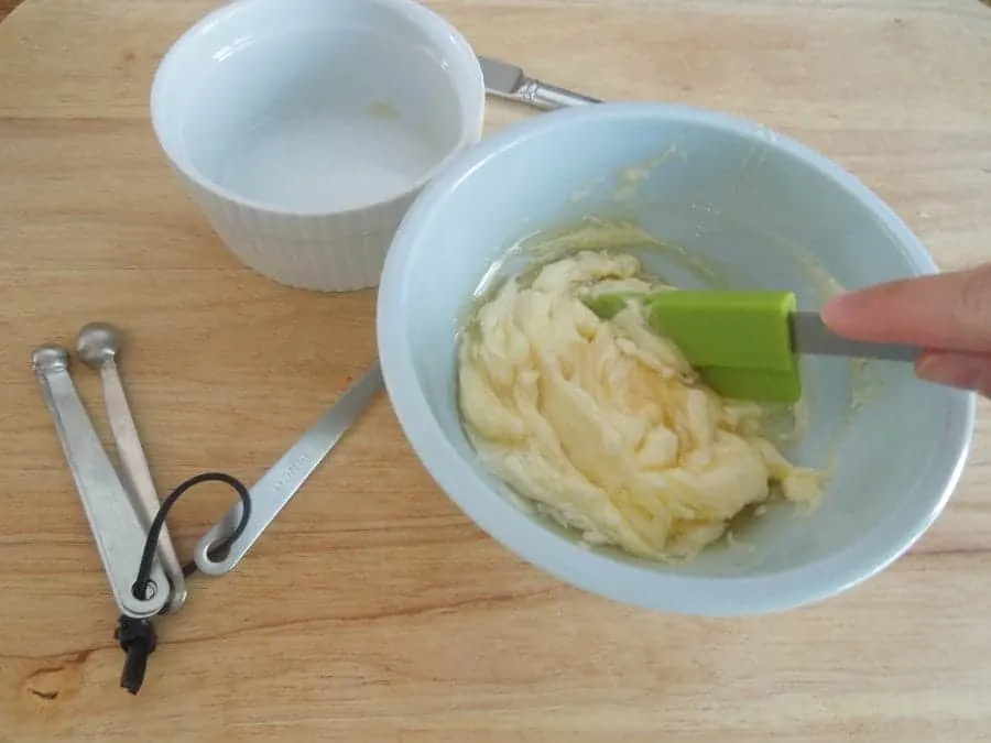 Homemade Honey Butter mixing stage from What the Fork Food Blog