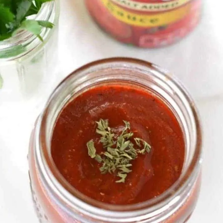 5 Minute Pizza Sauce (gluten free, paleo, vegan) from What The Fork Food Blog | whattheforkfoodblog.com