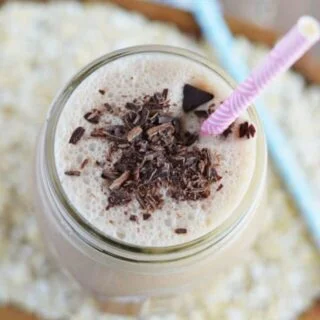 Chocolate Peanut Butter Oatmeal Smoothies from What The Fork Food Blog. These smoothies are healthy, filling, and full of flavors you love - they make a great on-the-go breakfast! | whattheforkfoodblog.com