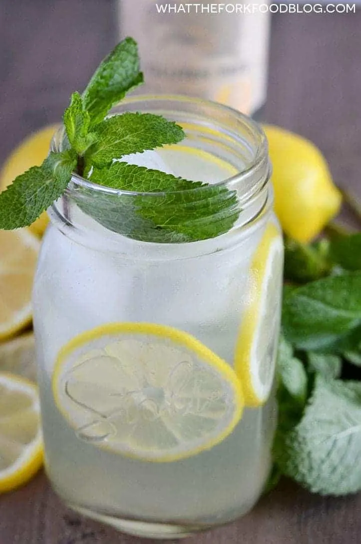 Easy Vodka Lemonade from What The Fork Food Blog | whattheforkfoodblog.com
