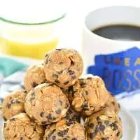 No-Bake Chocolate Chip Breakfast Balls - great for quick breakfasts for busy mornings and great for snacking! From the Easy Gluten Free cookbook. | @whattheforkblog | whattheforkfoodblog.com | gluten free breakfast recipes | gluten free snacks | no-bake recipes | energy bites | easy snack recipes | after-school snacks | peanut butter recipes | peanut butter balls | easy gluten free recipes | gluten free snack recipes