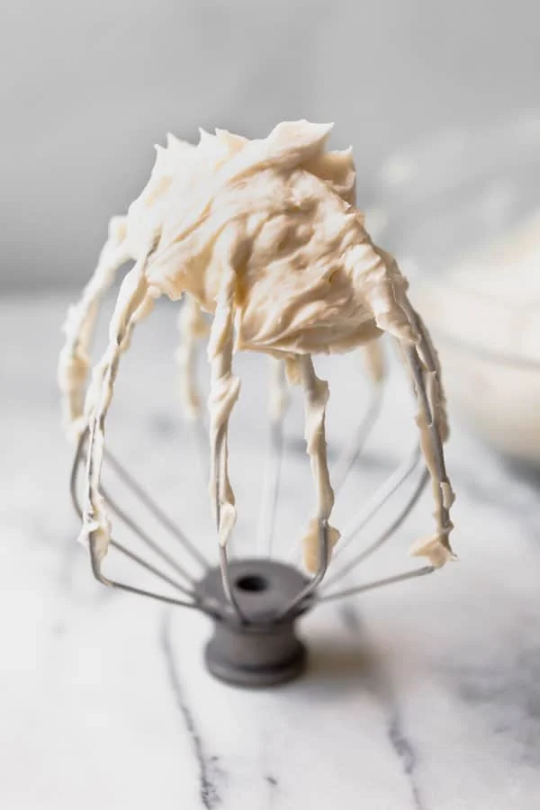 Make this homemade vanilla buttercream frosting recipe for cakes, cupcakes, cookies, and brownies! Itâ€™s easy to spread and pipes really well too! Itâ€™s so light and creamy, itâ€™s like a buttercream cloud. This is definitely the best vanilla buttercream frosting recipe! From @whattheforkfoodblog - visit whattheforkfoodblog.com for more! #glutenfree #buttercream #frosting #vanilla #vanillabuttercream #vanillafrosting #cake #cupcakes #cakedecorating #recipe #easyrecipes