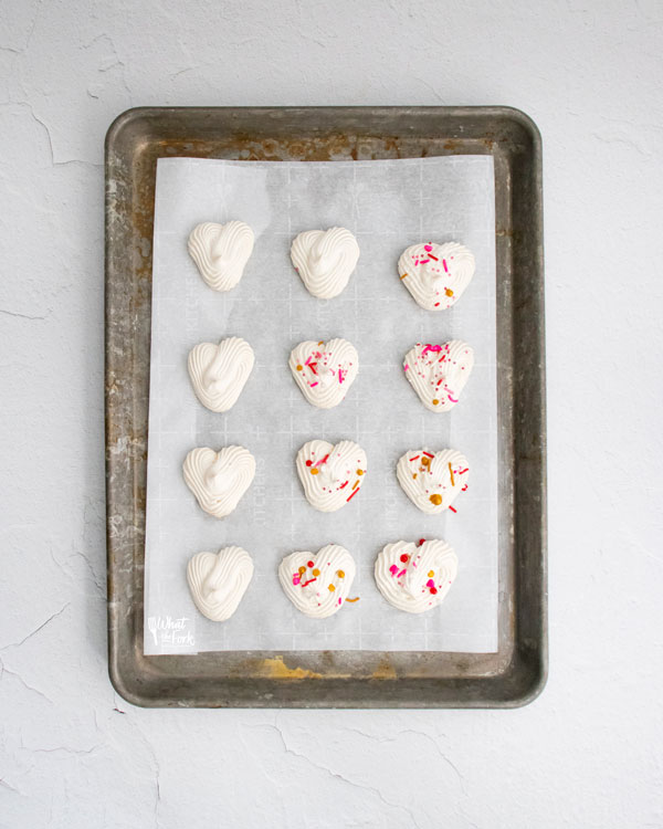 heart meringue cookie recipe ready to be baked