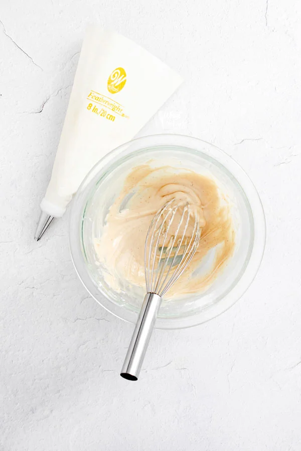 filling for Irish Cream French Macarons