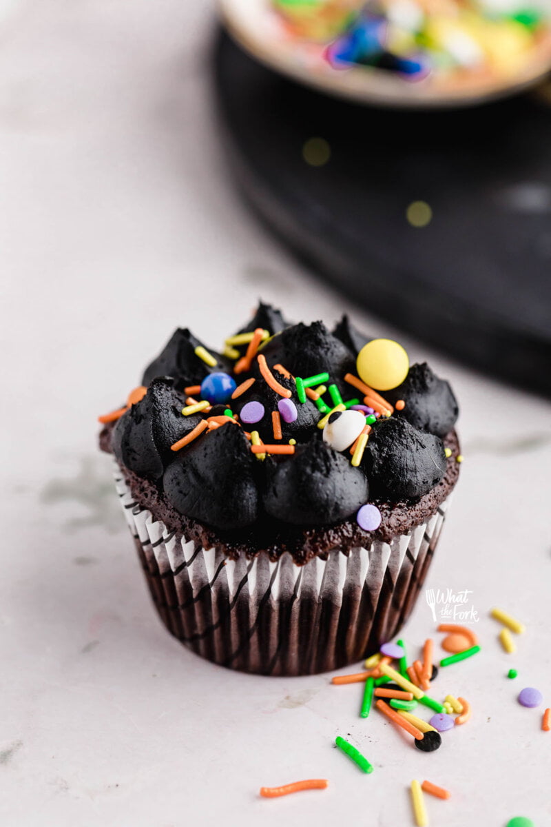 How to Make Black Frosting (American Buttercream) - What the Fork