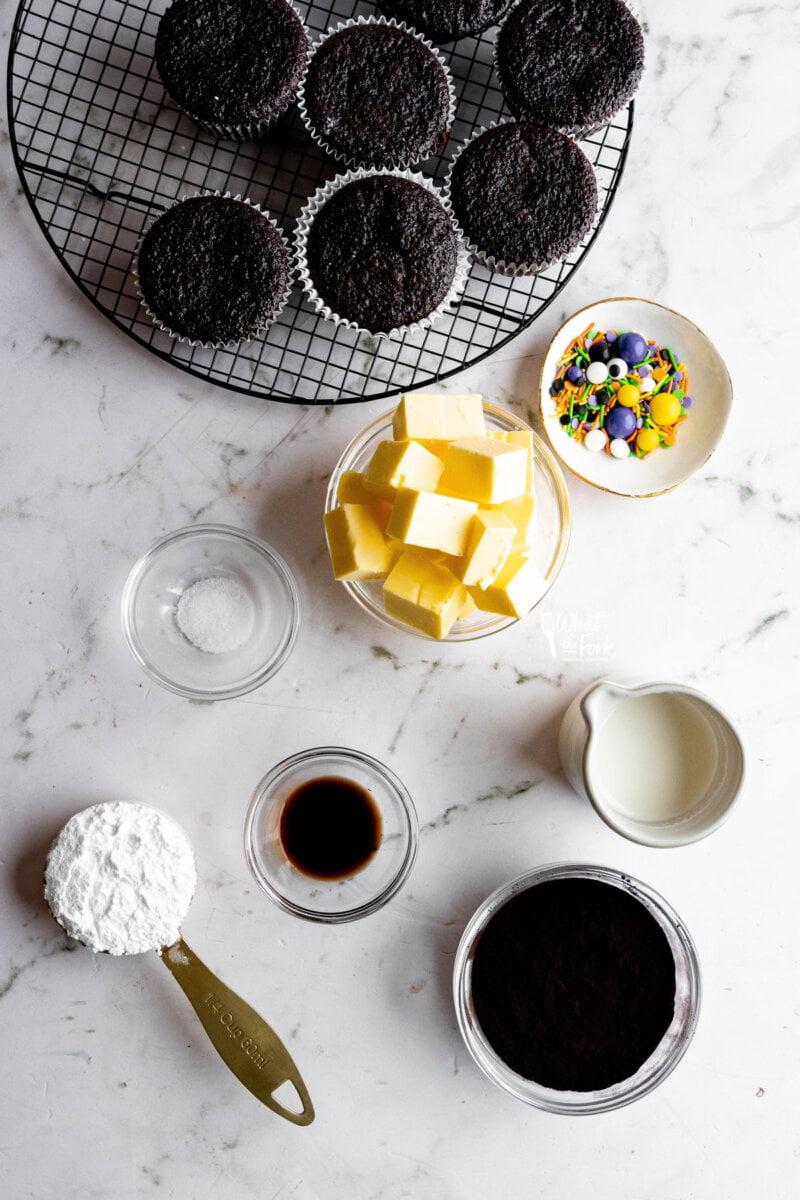 How to Make Black Frosting (American Buttercream) - What the Fork