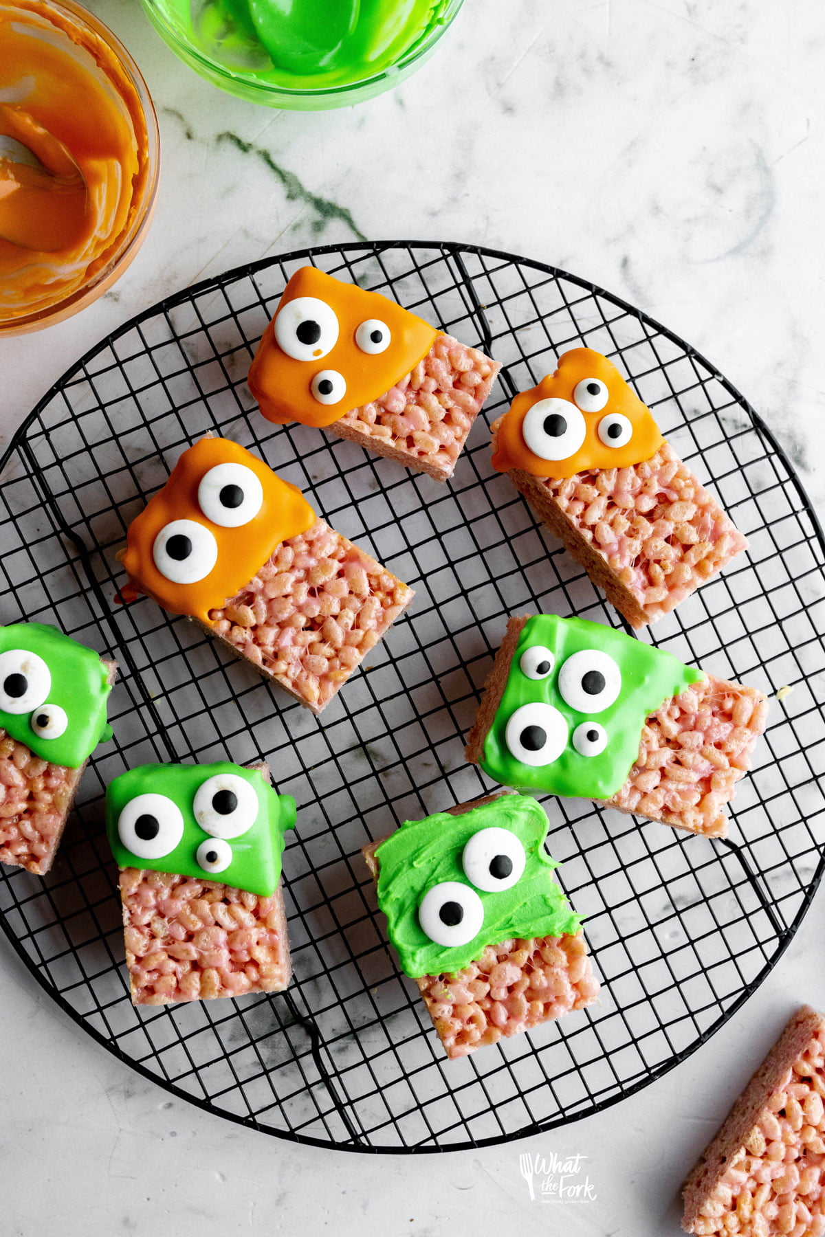 https://www.whattheforkfoodblog.com/wp-content/uploads/2023/10/Monster-Halloween-Rice-Krispie-Treats-4-web.jpg