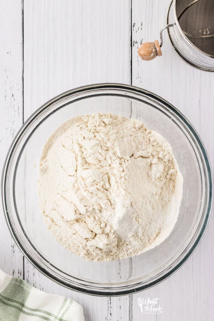 dry ingredients in a clear glass bowl